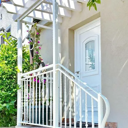 Luxury New !!! One And Only With Terrace & Free Bikes Apartament