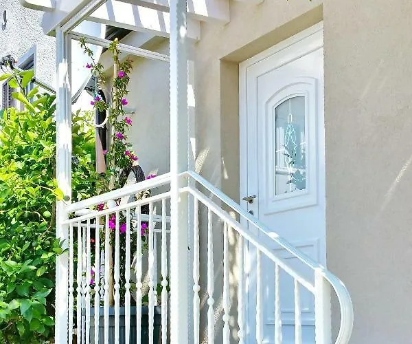 Luxury New !!! One And Only With Terrace & Free Bikes Apartmán